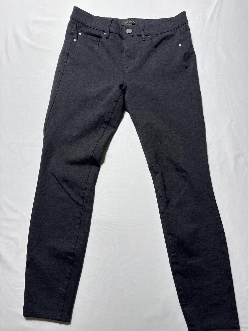 Ann Taylor Women’s Charcoal Skinny Pants Size 4
